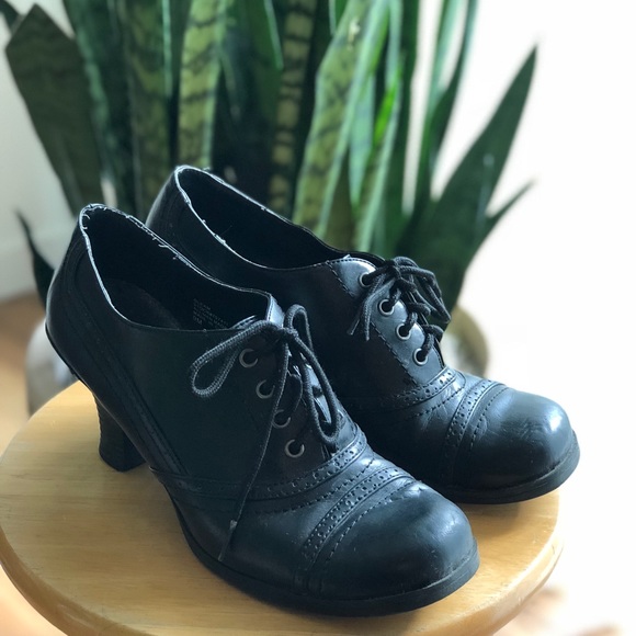 Hot Cakes Shoes - Black Oxford Lace Up Heels Swing Dancing Shoes